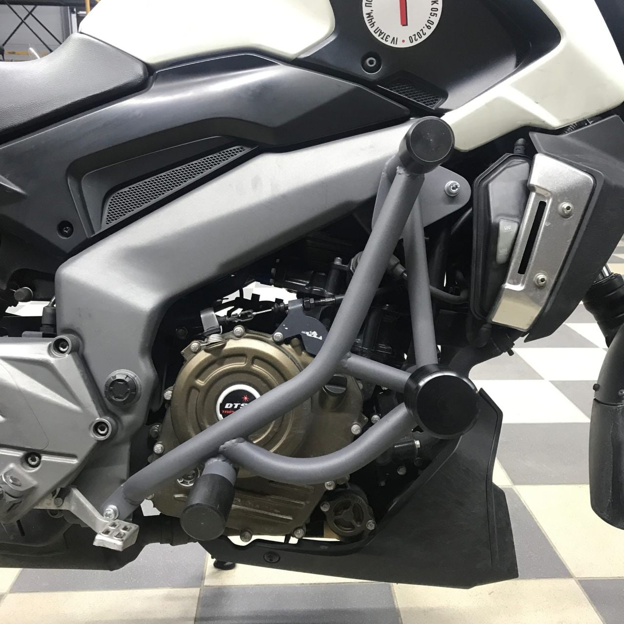 Bajaj Dominar 400