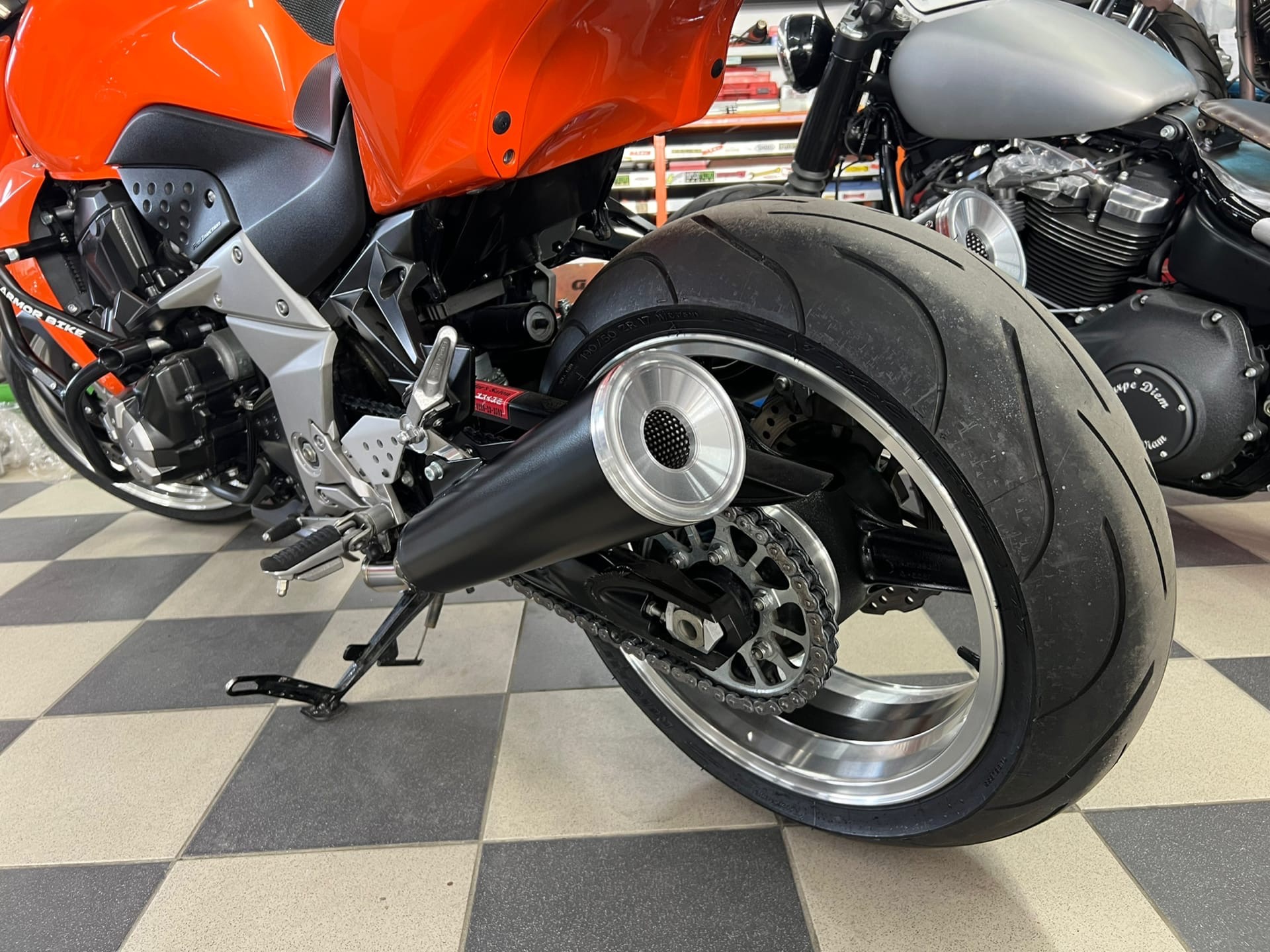 Kawasaki Z1000