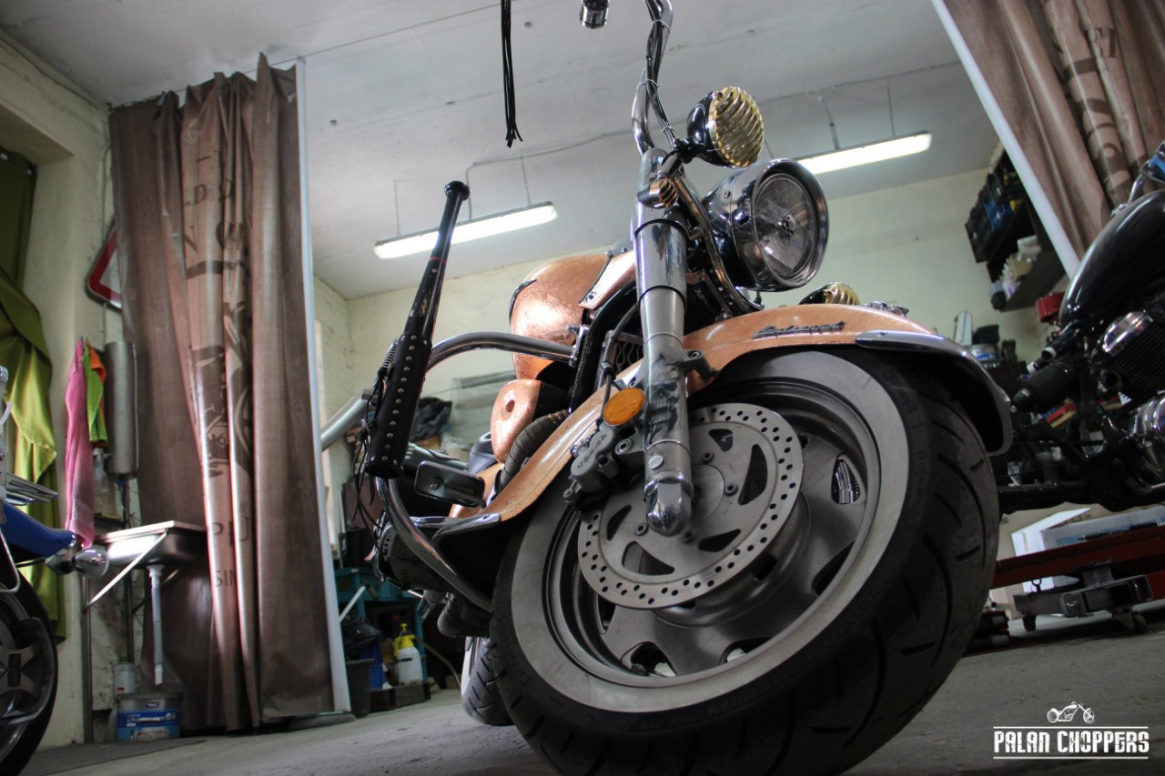 Suzuki Boulevard C90